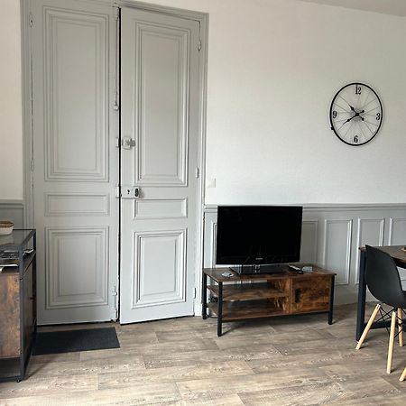 Appartement F1, Refait A Neuf, 150M De La Plage Donville-les-Bains Eksteriør bilde